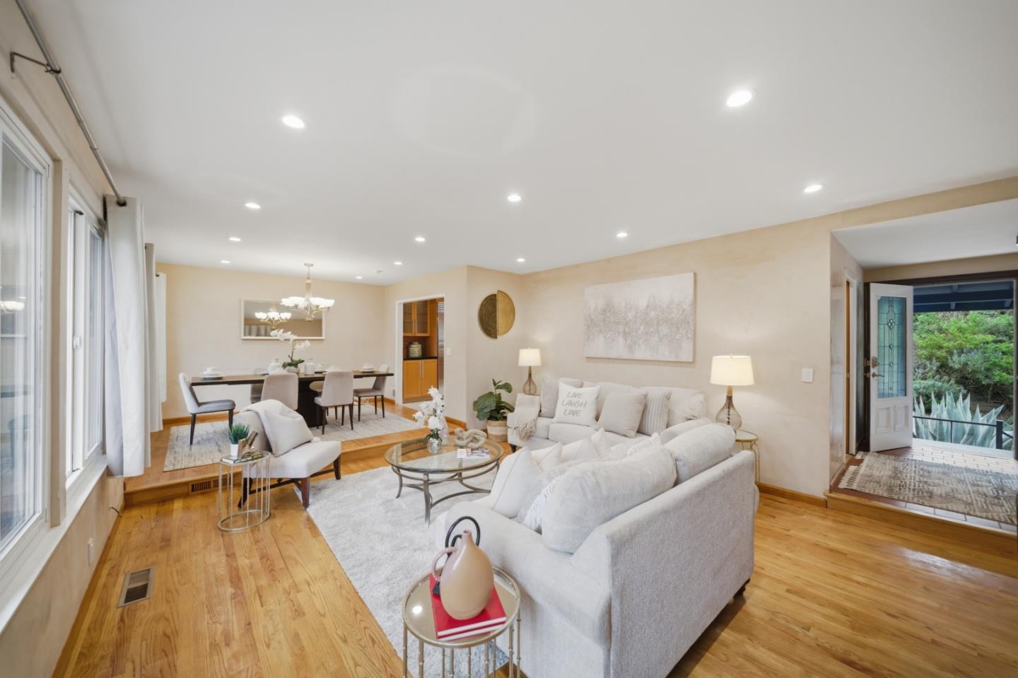 Detail Gallery Image 29 of 114 For 1159 Barcelona Dr, Pacifica,  CA 94044 - 5 Beds | 3 Baths