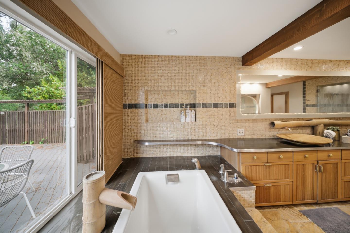 Detail Gallery Image 51 of 114 For 1159 Barcelona Dr, Pacifica,  CA 94044 - 5 Beds | 3 Baths