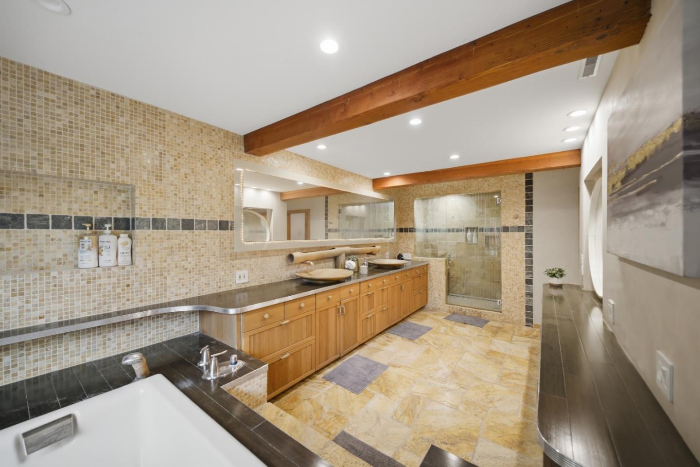 Detail Gallery Image 52 of 114 For 1159 Barcelona Dr, Pacifica,  CA 94044 - 5 Beds | 3 Baths