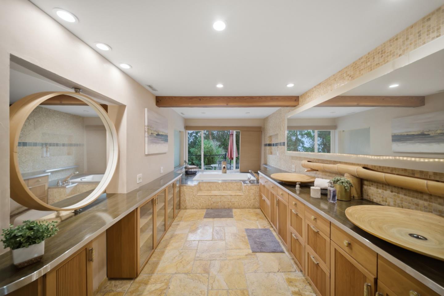 Detail Gallery Image 55 of 114 For 1159 Barcelona Dr, Pacifica,  CA 94044 - 5 Beds | 3 Baths