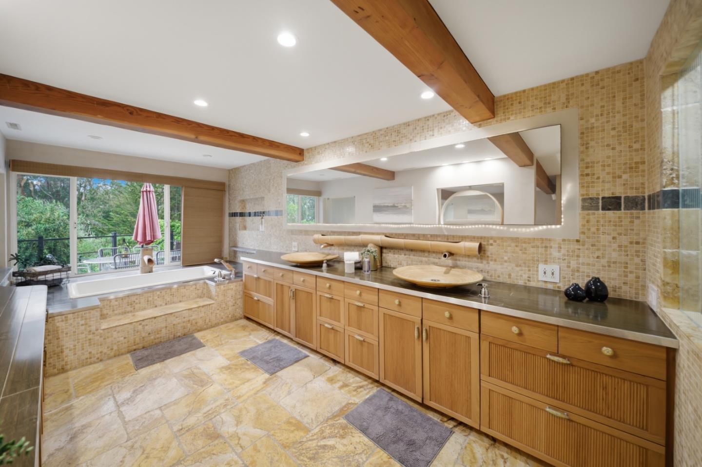 Detail Gallery Image 56 of 114 For 1159 Barcelona Dr, Pacifica,  CA 94044 - 5 Beds | 3 Baths