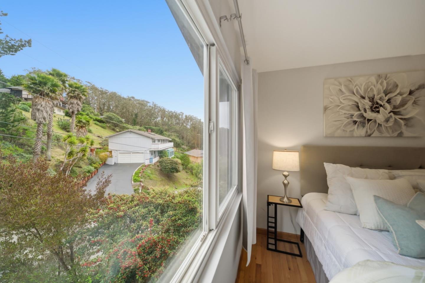 Detail Gallery Image 66 of 114 For 1159 Barcelona Dr, Pacifica,  CA 94044 - 5 Beds | 3 Baths