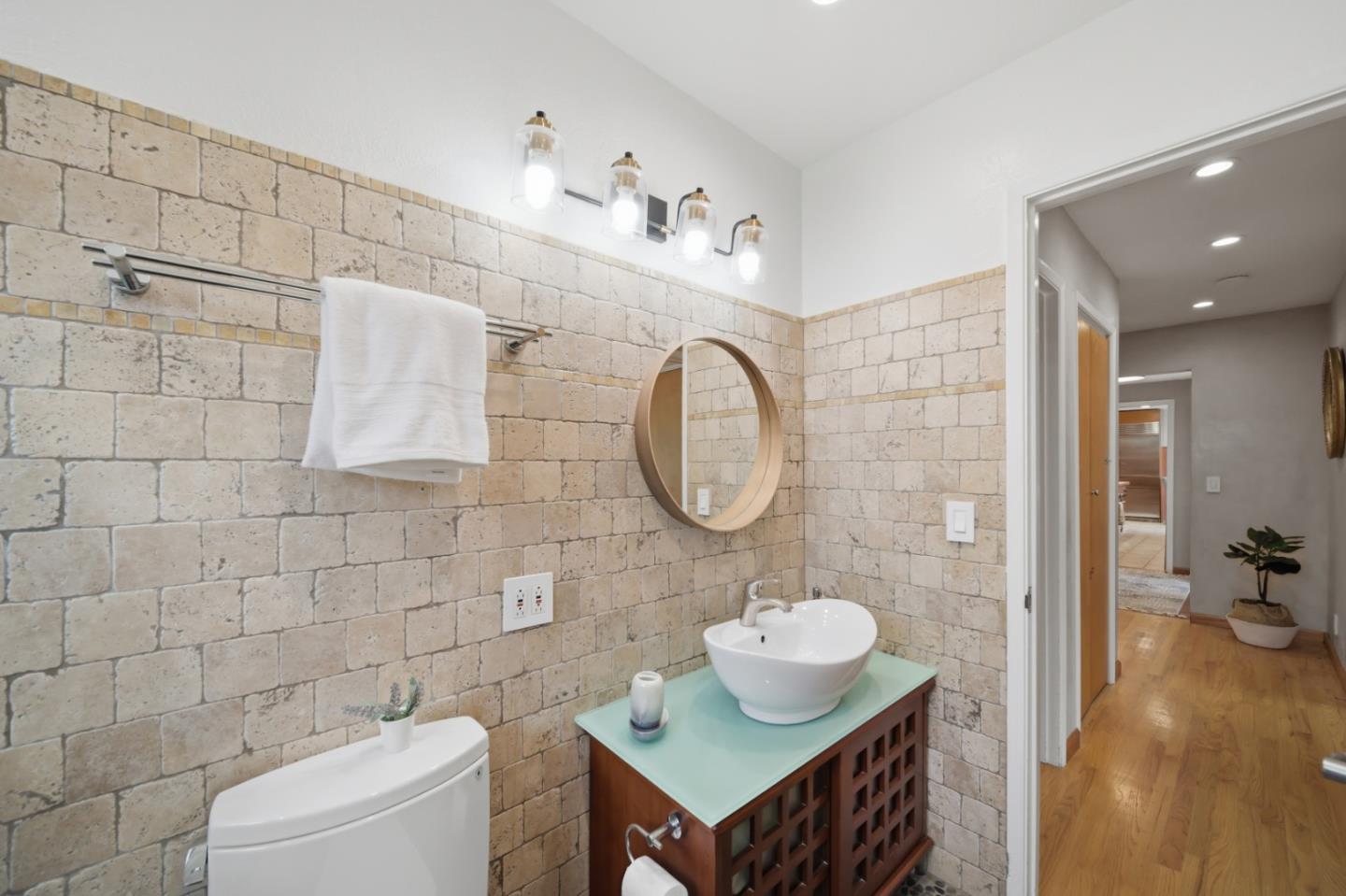 Detail Gallery Image 75 of 114 For 1159 Barcelona Dr, Pacifica,  CA 94044 - 5 Beds | 3 Baths