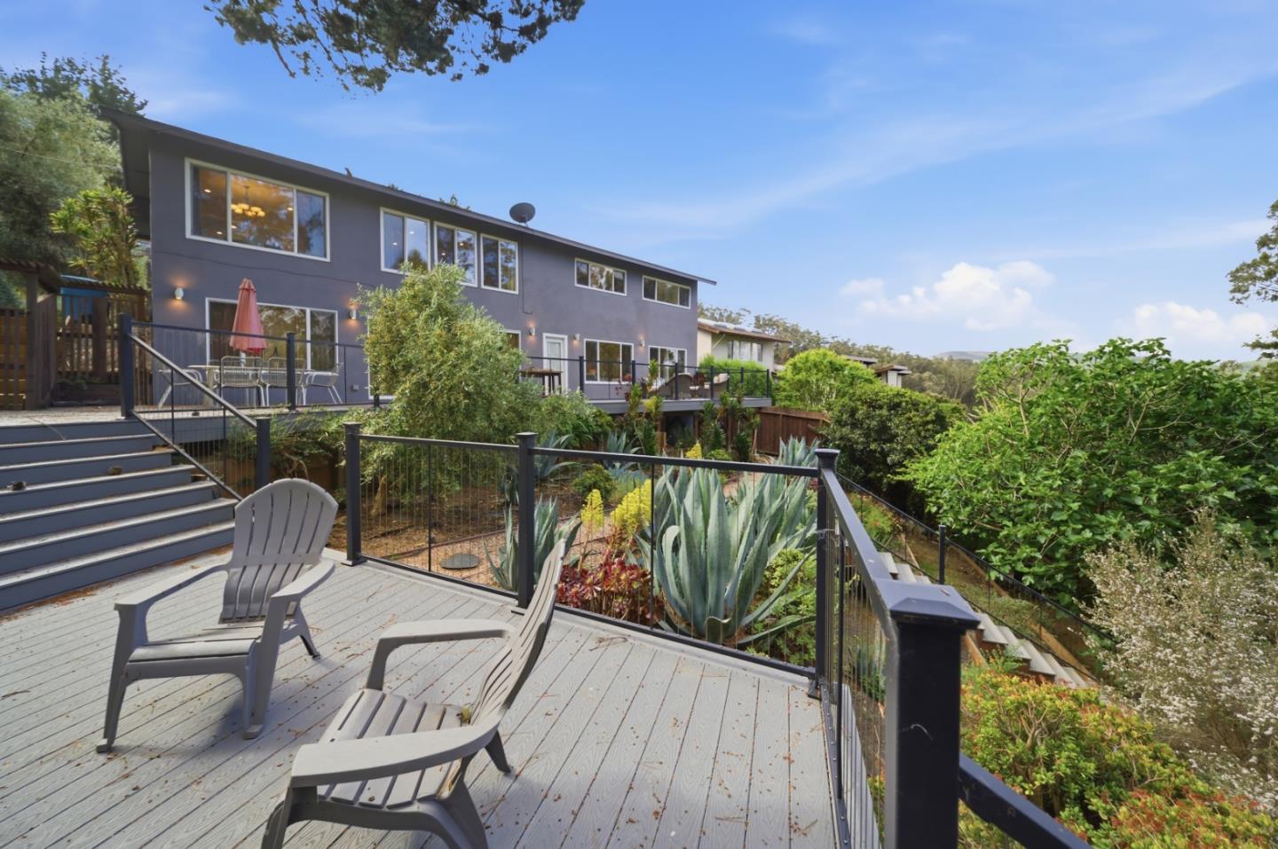 Detail Gallery Image 91 of 114 For 1159 Barcelona Dr, Pacifica,  CA 94044 - 5 Beds | 3 Baths