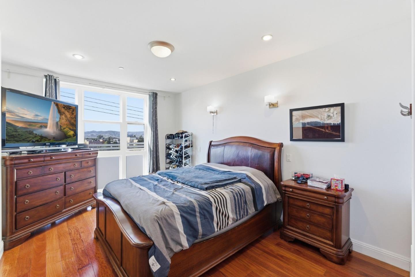 Detail Gallery Image 13 of 25 For 151 El Camino Real #305,  Millbrae,  CA 94030 - 2 Beds | 2 Baths