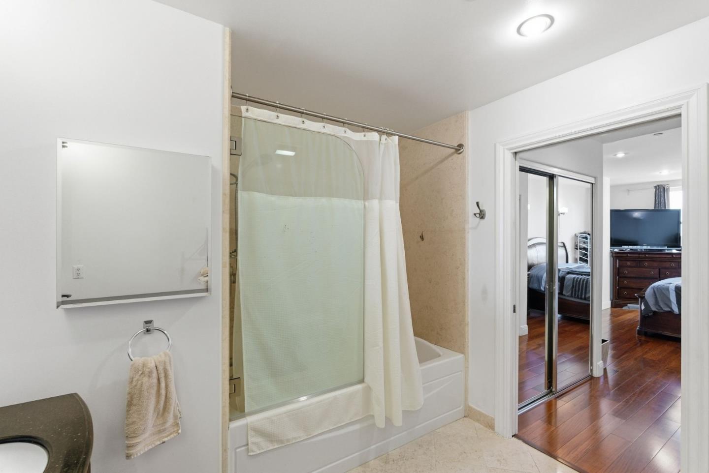 Detail Gallery Image 18 of 25 For 151 El Camino Real #305,  Millbrae,  CA 94030 - 2 Beds | 2 Baths