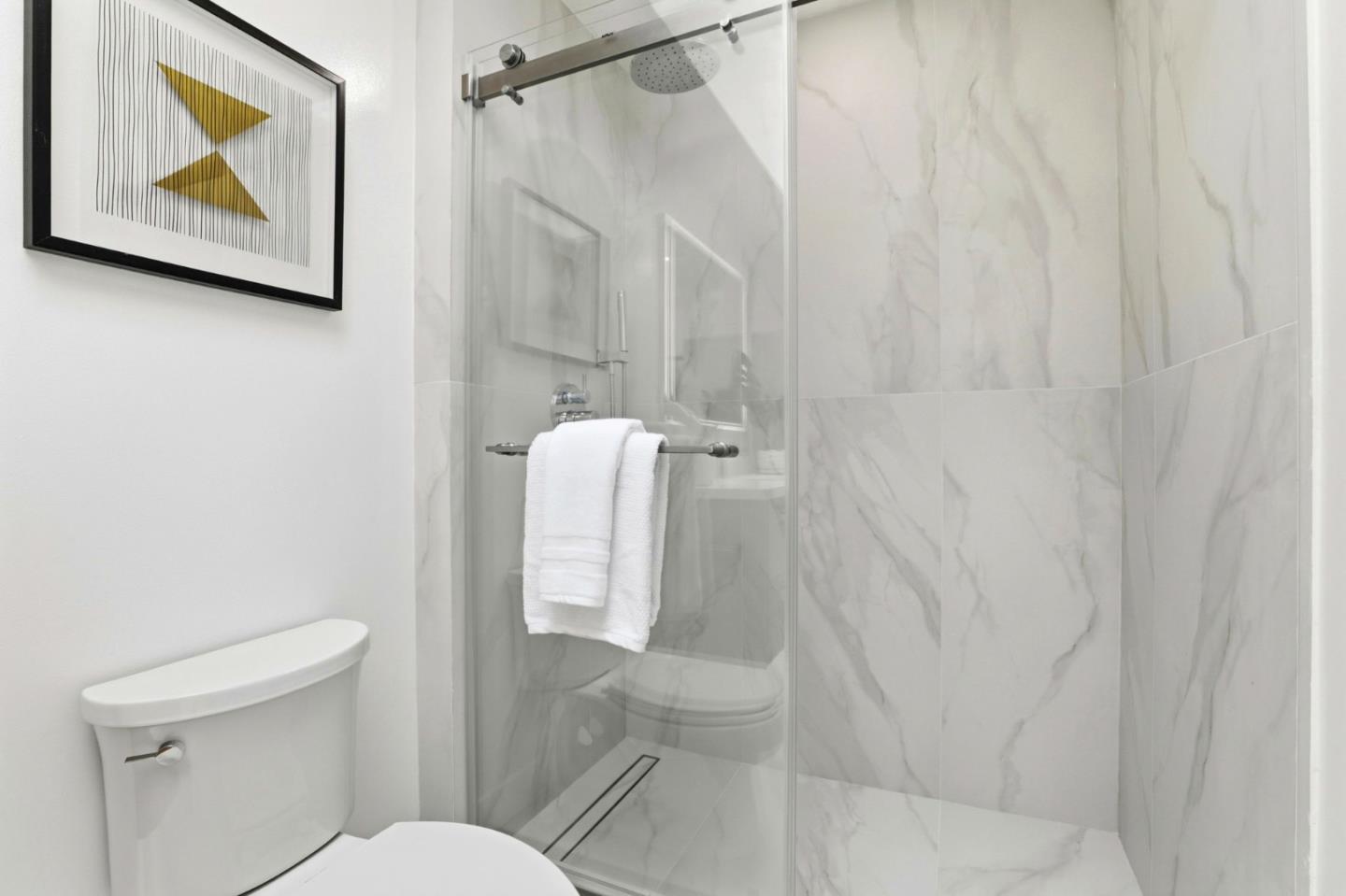 Detail Gallery Image 30 of 39 For 1350 Trinity Dr, Menlo Park,  CA 94025 - 3 Beds | 2/1 Baths