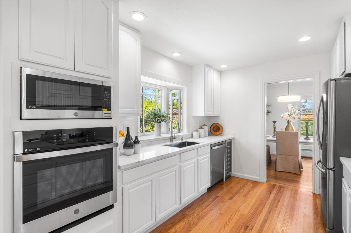 Detail Gallery Image 10 of 57 For 183 Belvue Dr, Los Gatos,  CA 95032 - 4 Beds | 2 Baths