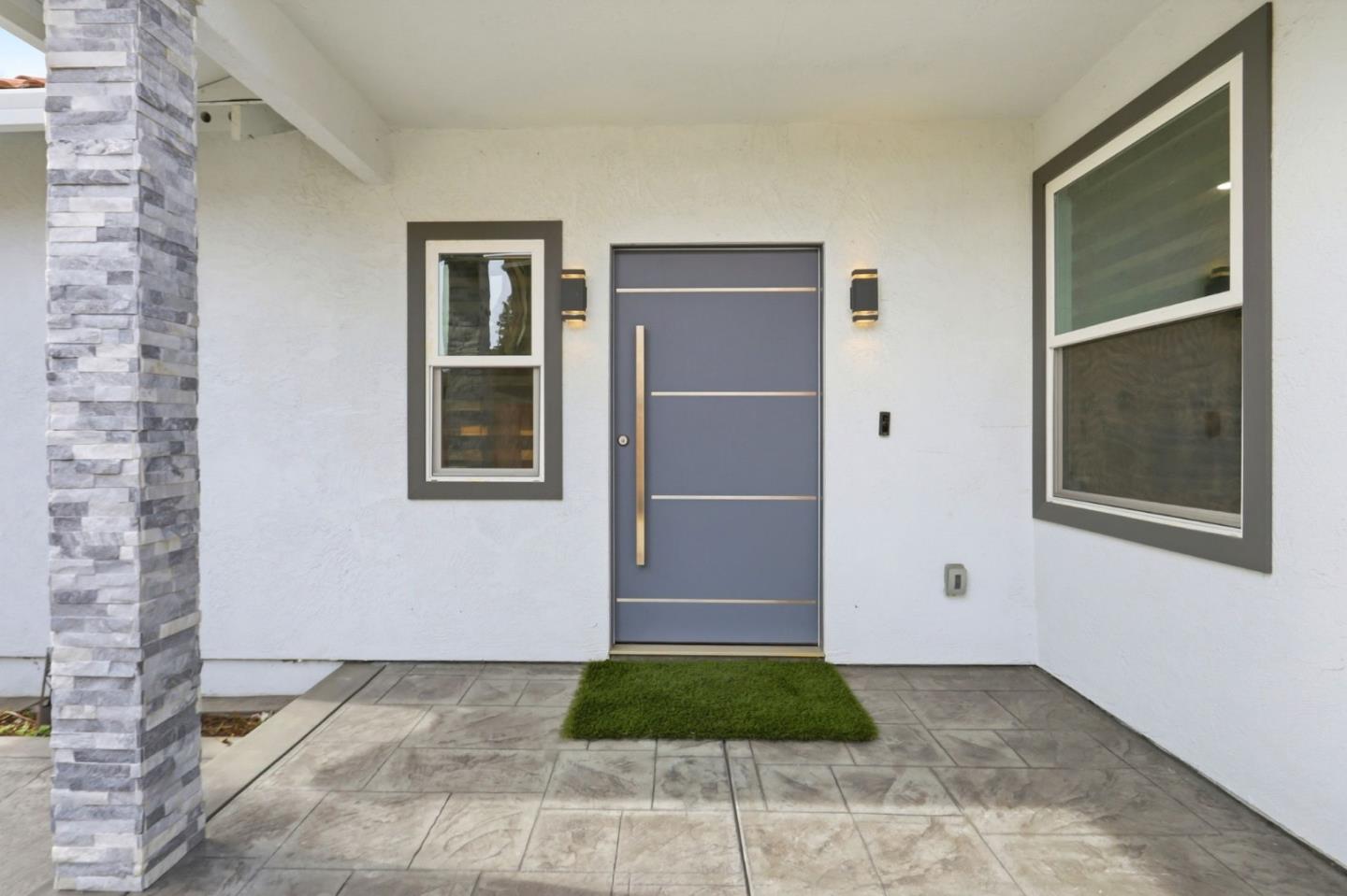 Detail Gallery Image 5 of 46 For 2885 Berryessa Rd, San Jose,  CA 95132 - 4 Beds | 2/1 Baths