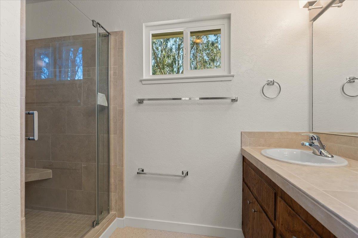 Detail Gallery Image 20 of 42 For 17089 Mcguffie Rd, Salinas,  CA 93907 - 3 Beds | 2/1 Baths