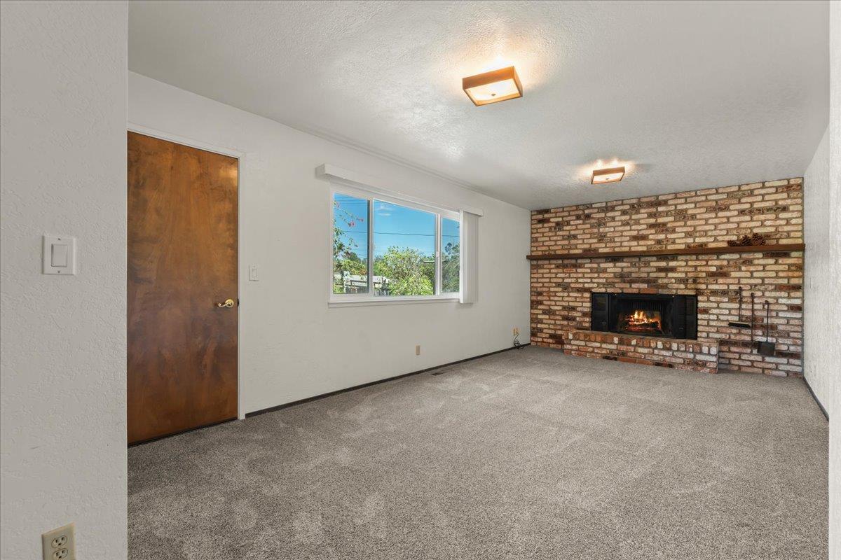 Detail Gallery Image 24 of 42 For 17089 Mcguffie Rd, Salinas,  CA 93907 - 3 Beds | 2/1 Baths