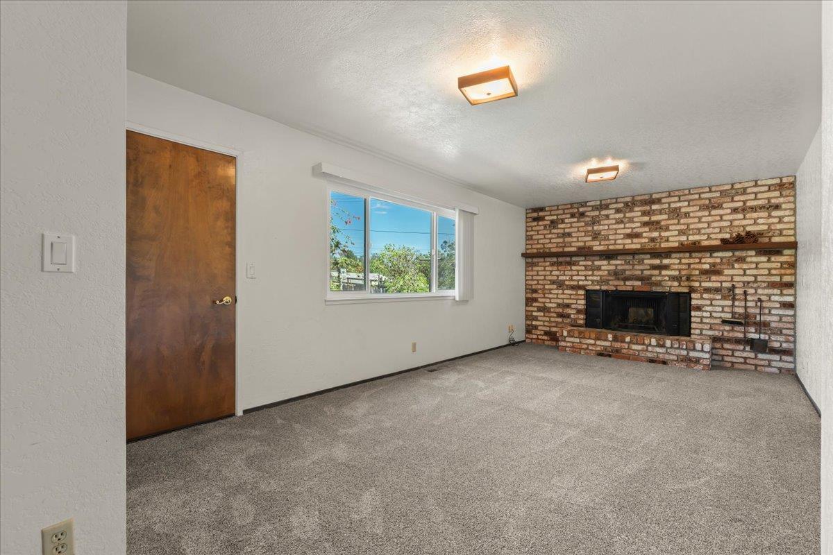 Detail Gallery Image 25 of 42 For 17089 Mcguffie Rd, Salinas,  CA 93907 - 3 Beds | 2/1 Baths