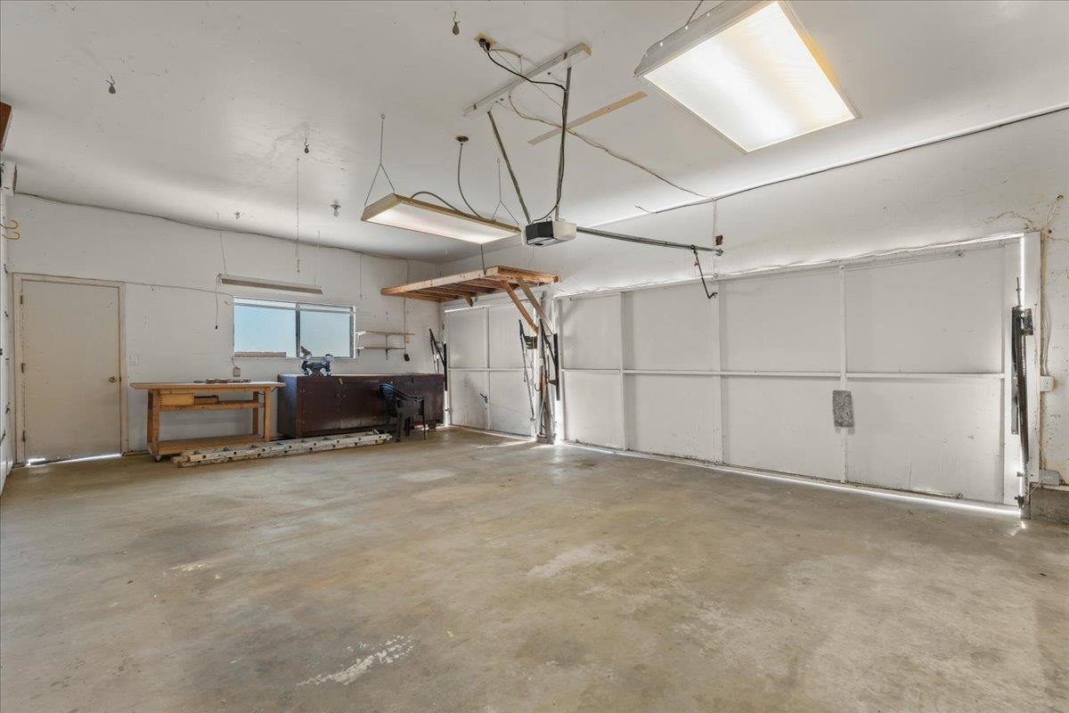 Detail Gallery Image 29 of 42 For 17089 Mcguffie Rd, Salinas,  CA 93907 - 3 Beds | 2/1 Baths