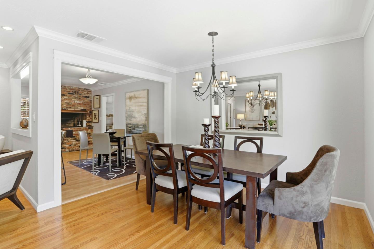 Detail Gallery Image 17 of 48 For 1701 S Springer Rd, Mountain View,  CA 94040 - 3 Beds | 2 Baths