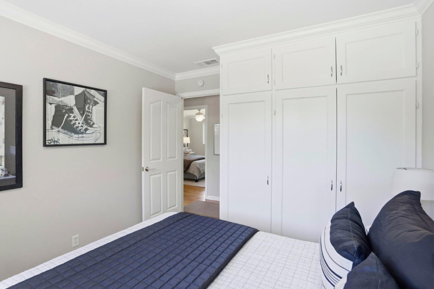 Detail Gallery Image 19 of 48 For 1701 S Springer Rd, Mountain View,  CA 94040 - 3 Beds | 2 Baths