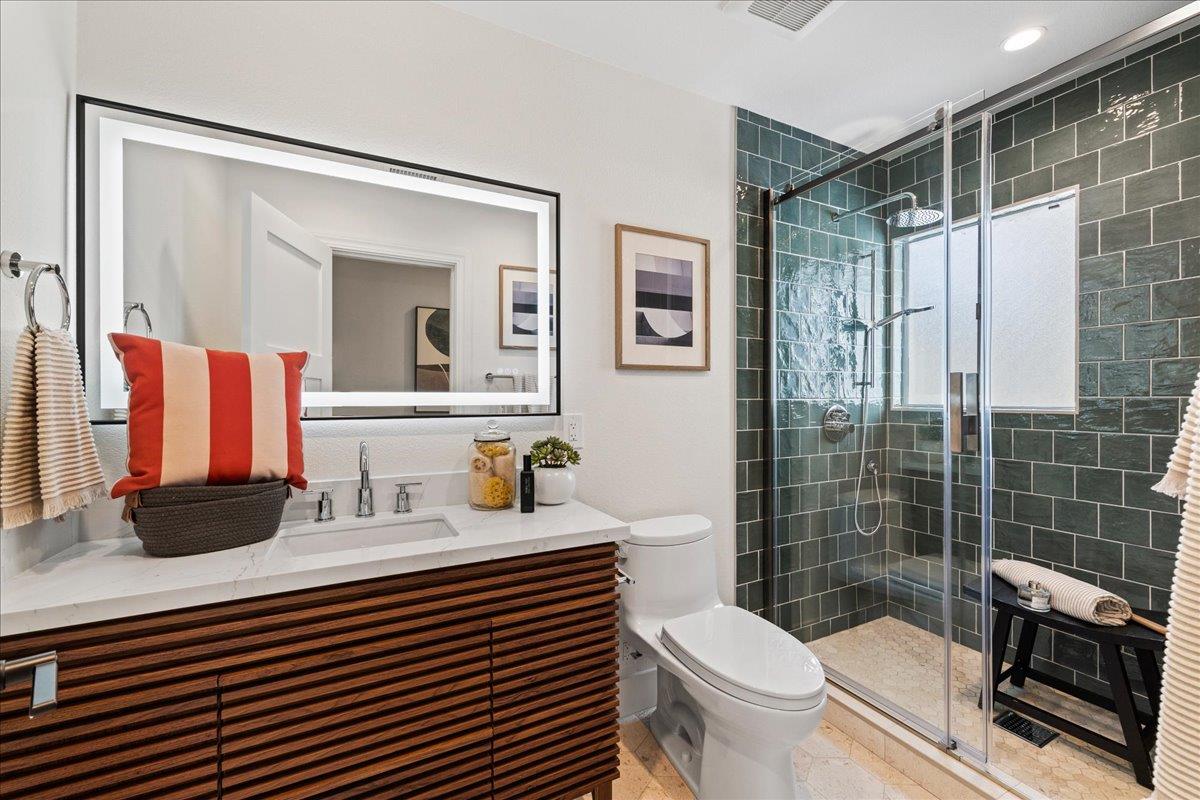 Detail Gallery Image 16 of 31 For 220 Lindbergh St, San Mateo,  CA 94401 - 3 Beds | 2 Baths