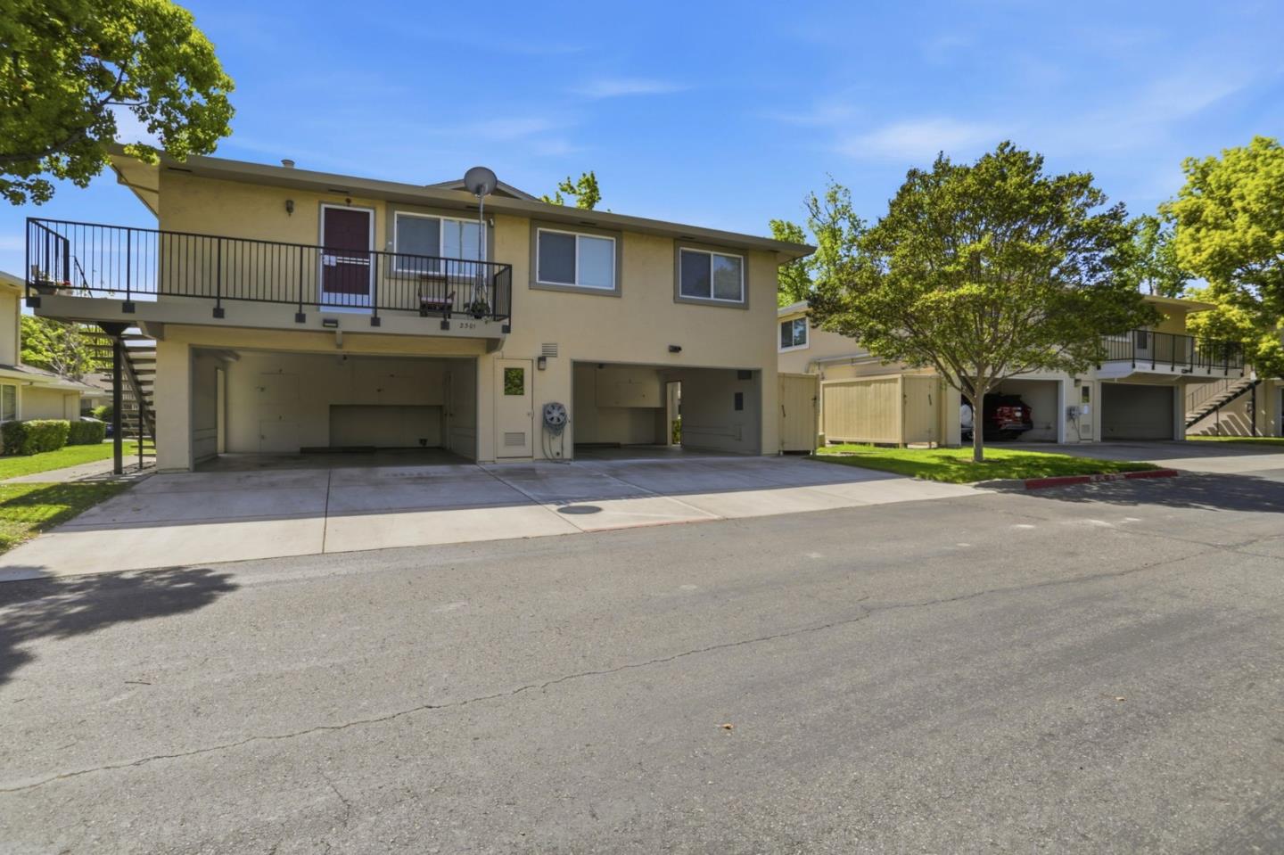 Detail Gallery Image 11 of 14 For 2301 Saidel Dr #3,  San Jose,  CA 95124 - 2 Beds | 1 Baths