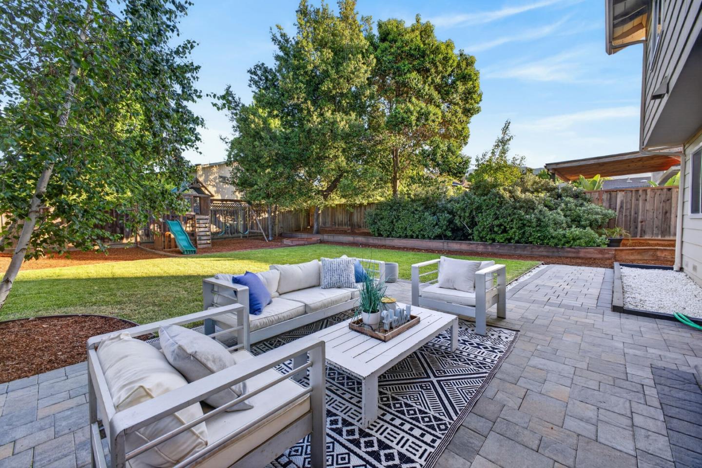 Detail Gallery Image 30 of 42 For 6570 Mcabee Rd, San Jose,  CA 95120 - 5 Beds | 2/1 Baths