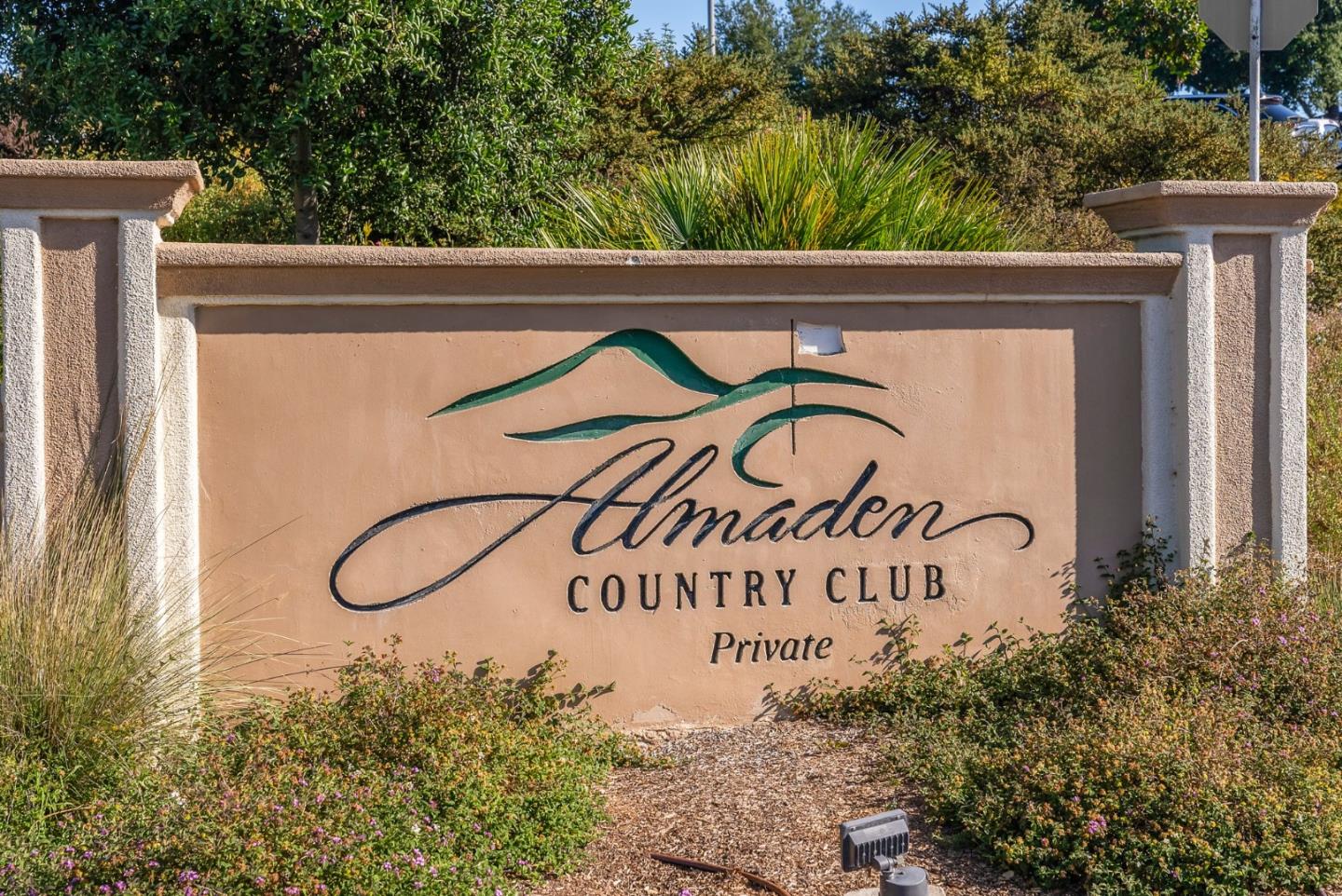 Detail Gallery Image 38 of 42 For 6570 Mcabee Rd, San Jose,  CA 95120 - 5 Beds | 2/1 Baths