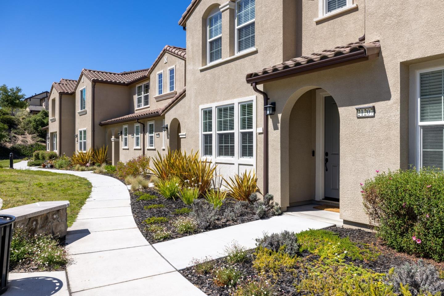 Detail Gallery Image 3 of 17 For 21207 Ord Ave, Marina,  CA 93933 - 3 Beds | 2/1 Baths