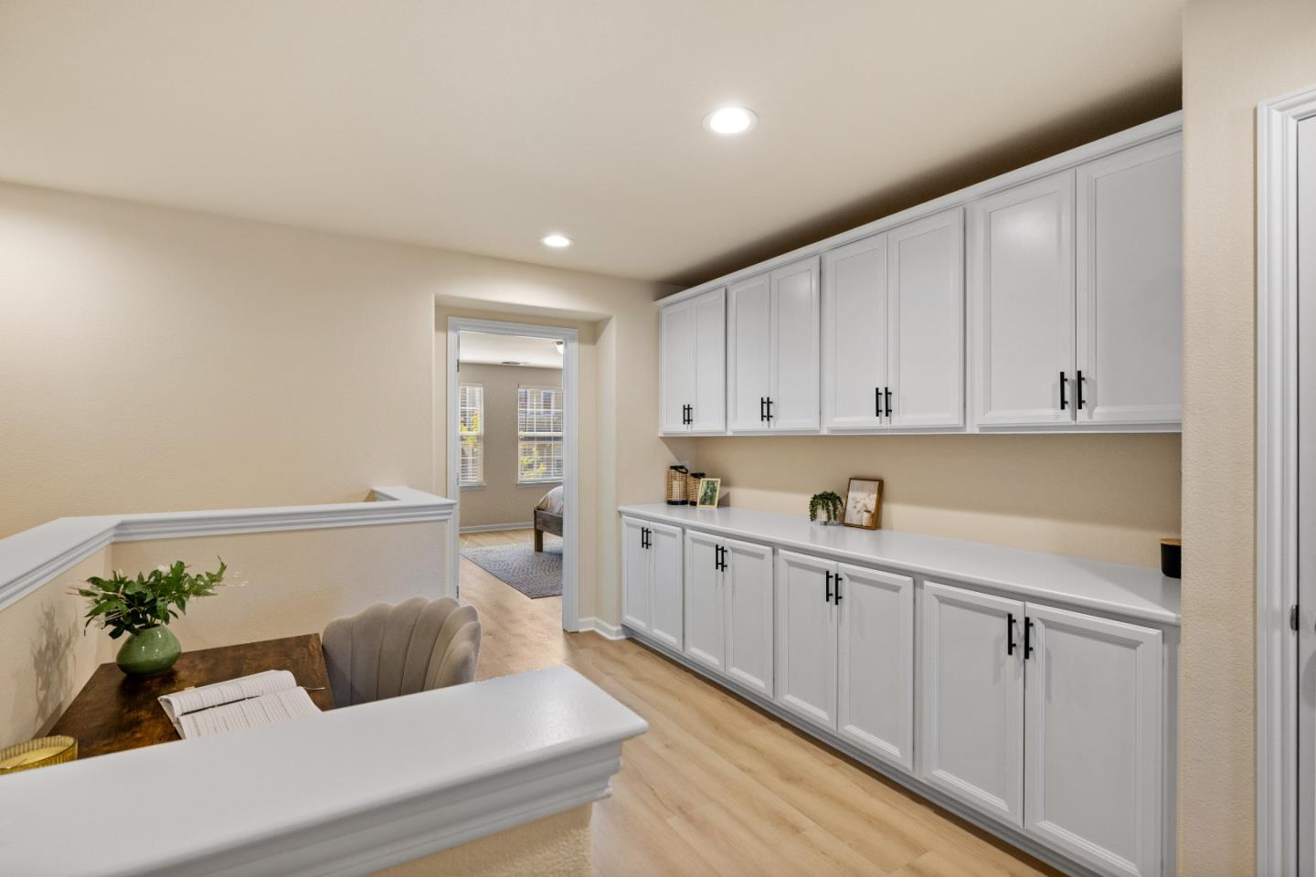 Detail Gallery Image 9 of 17 For 21207 Ord Ave, Marina,  CA 93933 - 3 Beds | 2/1 Baths