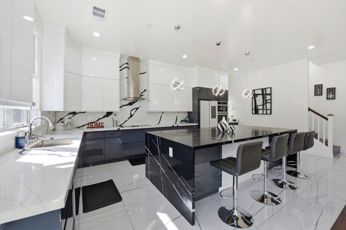 Detail Gallery Image 12 of 49 For 43141 Continental Dr, Fremont,  CA 94538 - 4 Beds | 3/1 Baths