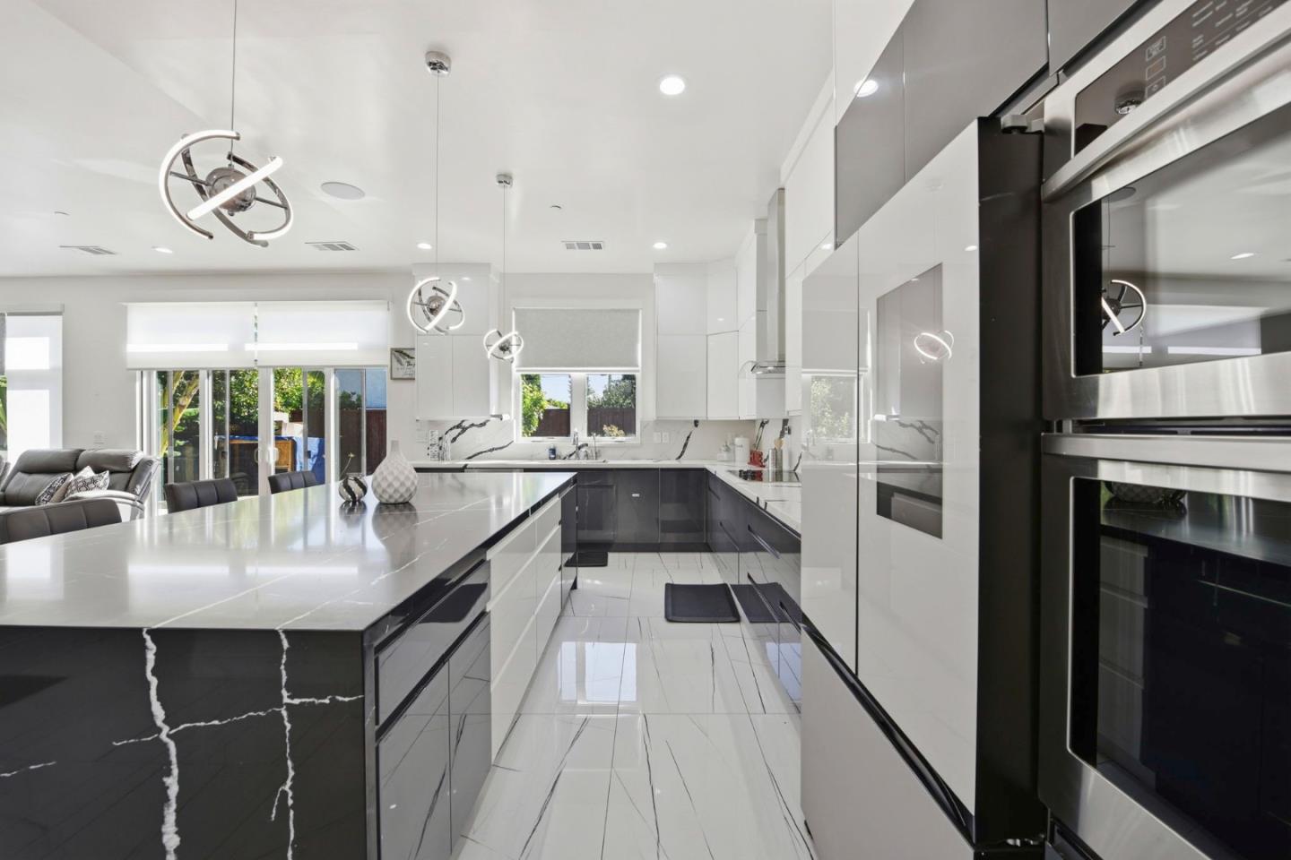 Detail Gallery Image 15 of 49 For 43141 Continental Dr, Fremont,  CA 94538 - 4 Beds | 3/1 Baths