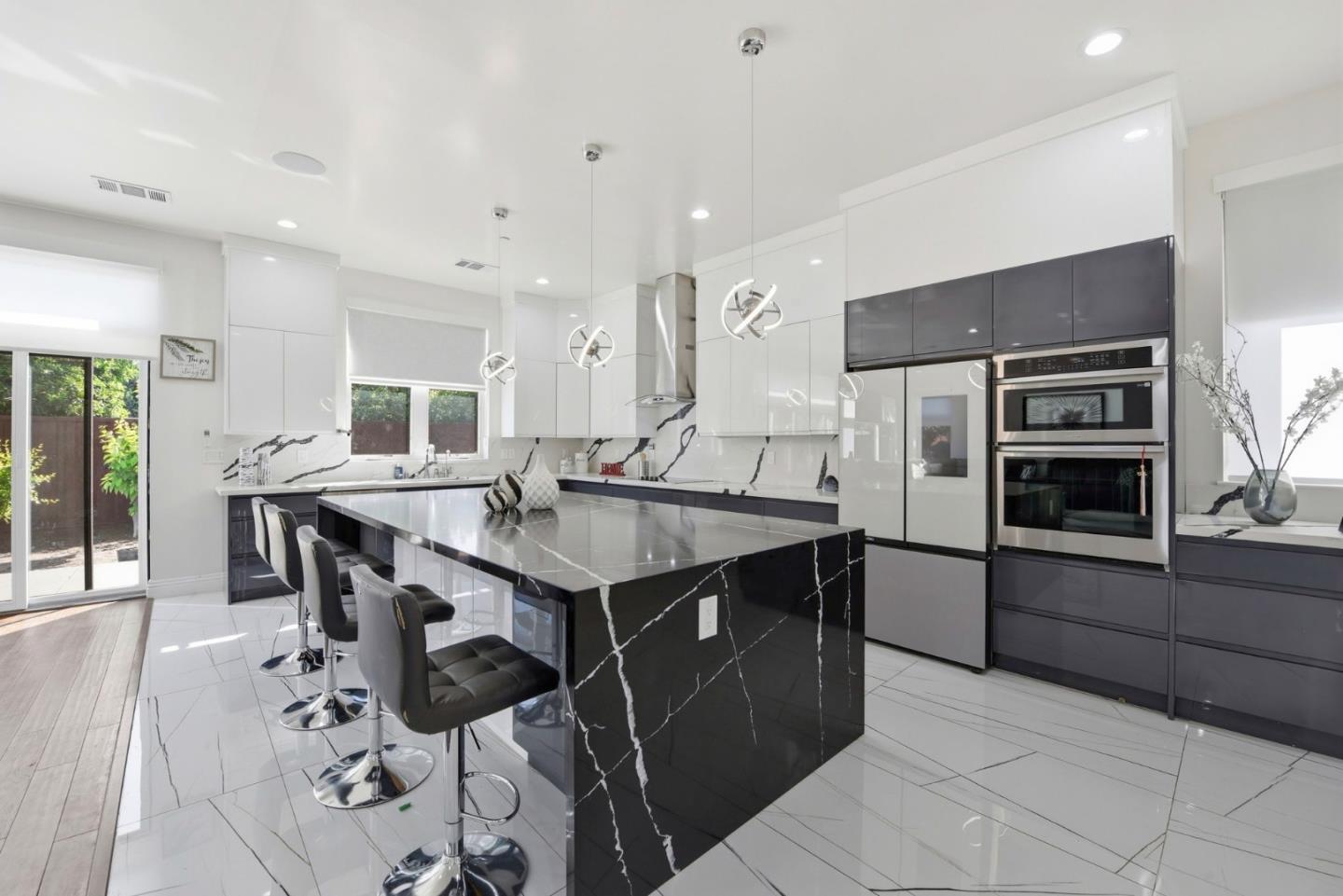 Detail Gallery Image 17 of 49 For 43141 Continental Dr, Fremont,  CA 94538 - 4 Beds | 3/1 Baths