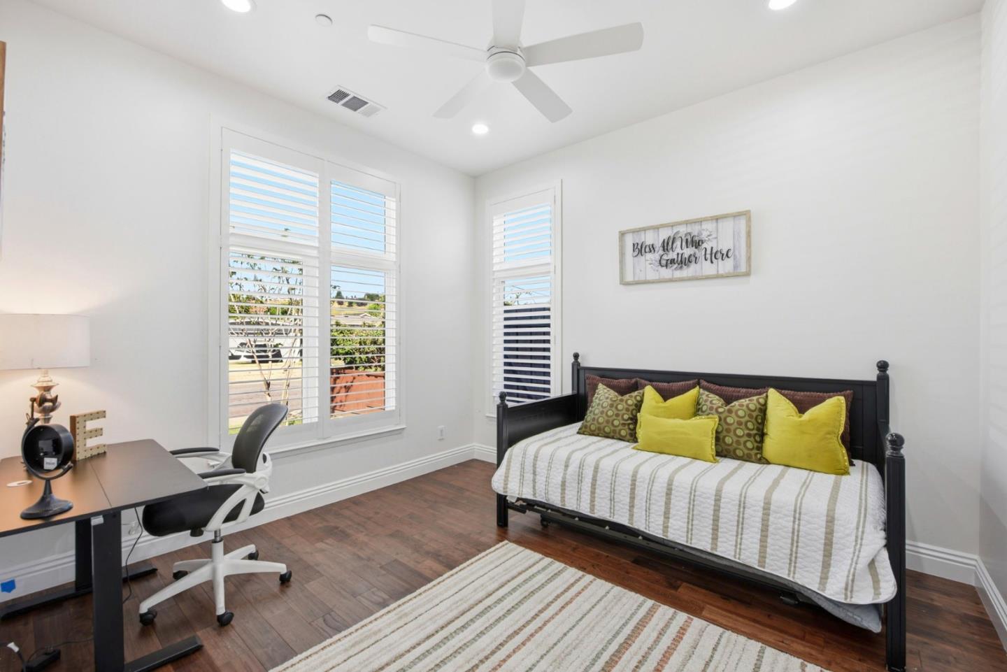 Detail Gallery Image 19 of 49 For 43141 Continental Dr, Fremont,  CA 94538 - 4 Beds | 3/1 Baths