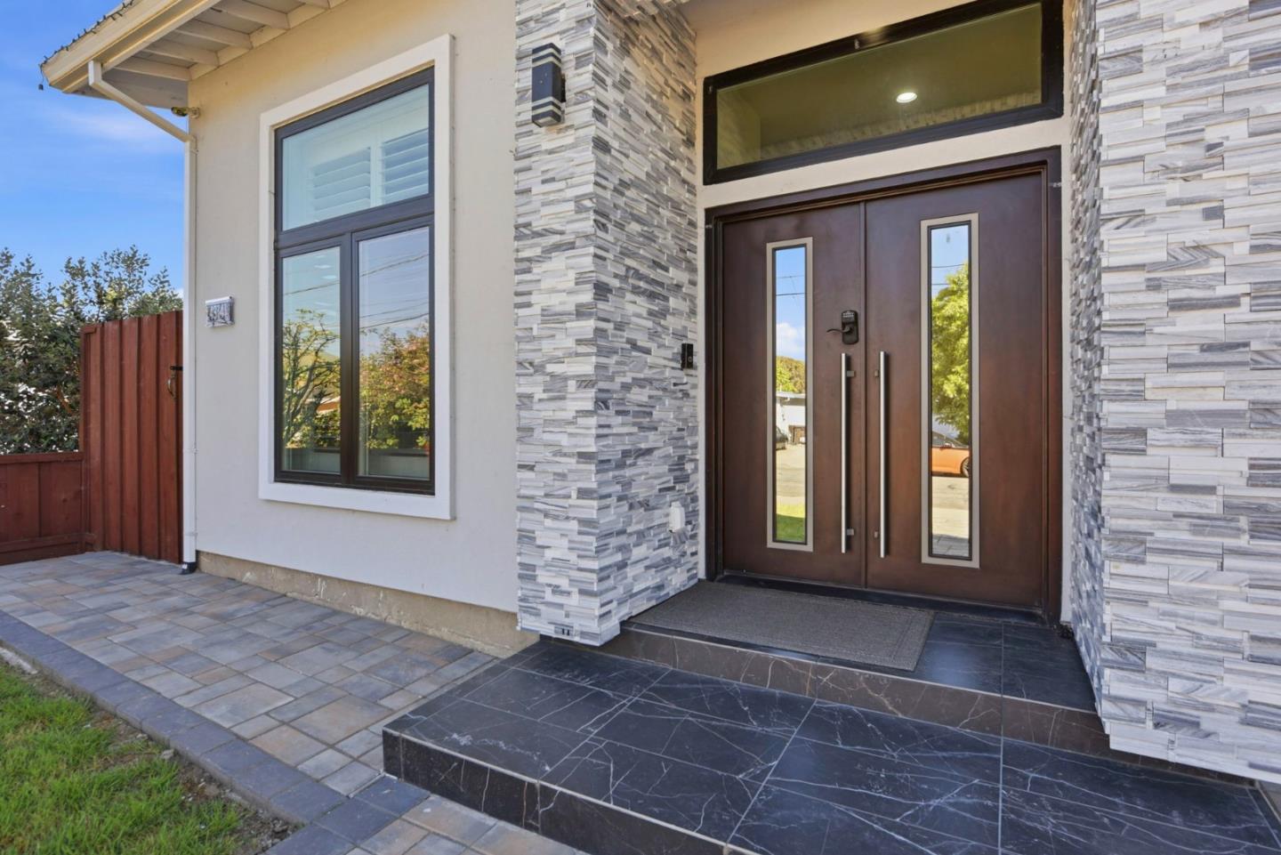 Detail Gallery Image 5 of 49 For 43141 Continental Dr, Fremont,  CA 94538 - 4 Beds | 3/1 Baths