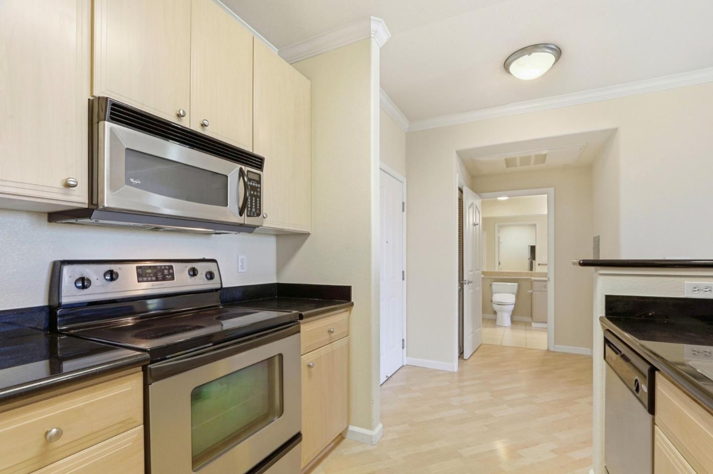 Detail Gallery Image 11 of 32 For 801 S Winchester Blvd #6400,  San Jose,  CA 95128 - 1 Beds | 1 Baths