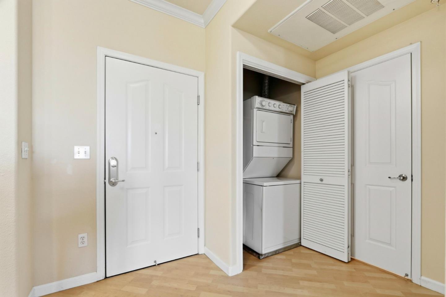Detail Gallery Image 14 of 32 For 801 S Winchester Blvd #6400,  San Jose,  CA 95128 - 1 Beds | 1 Baths