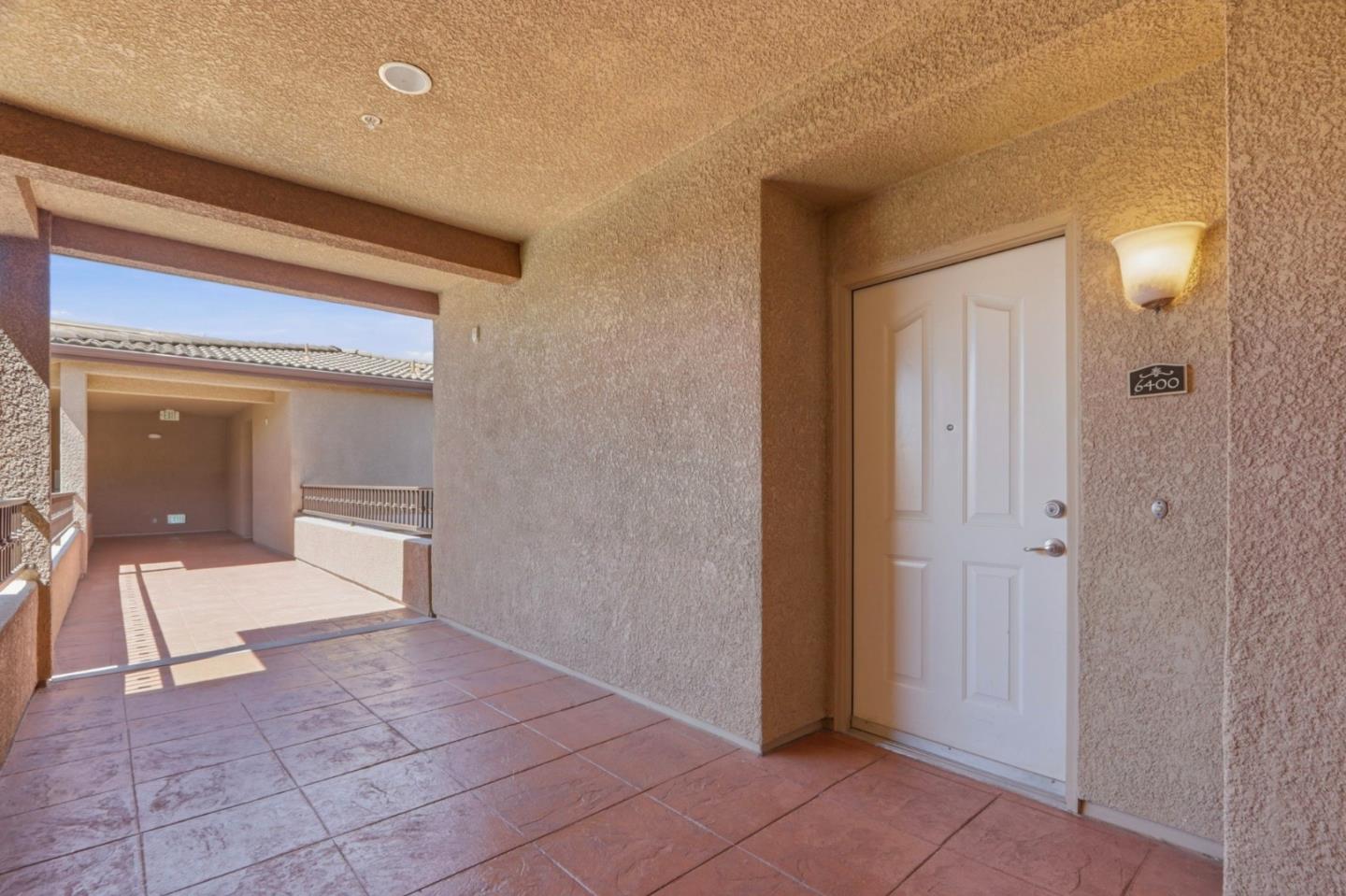 Detail Gallery Image 2 of 32 For 801 S Winchester Blvd #6400,  San Jose,  CA 95128 - 1 Beds | 1 Baths