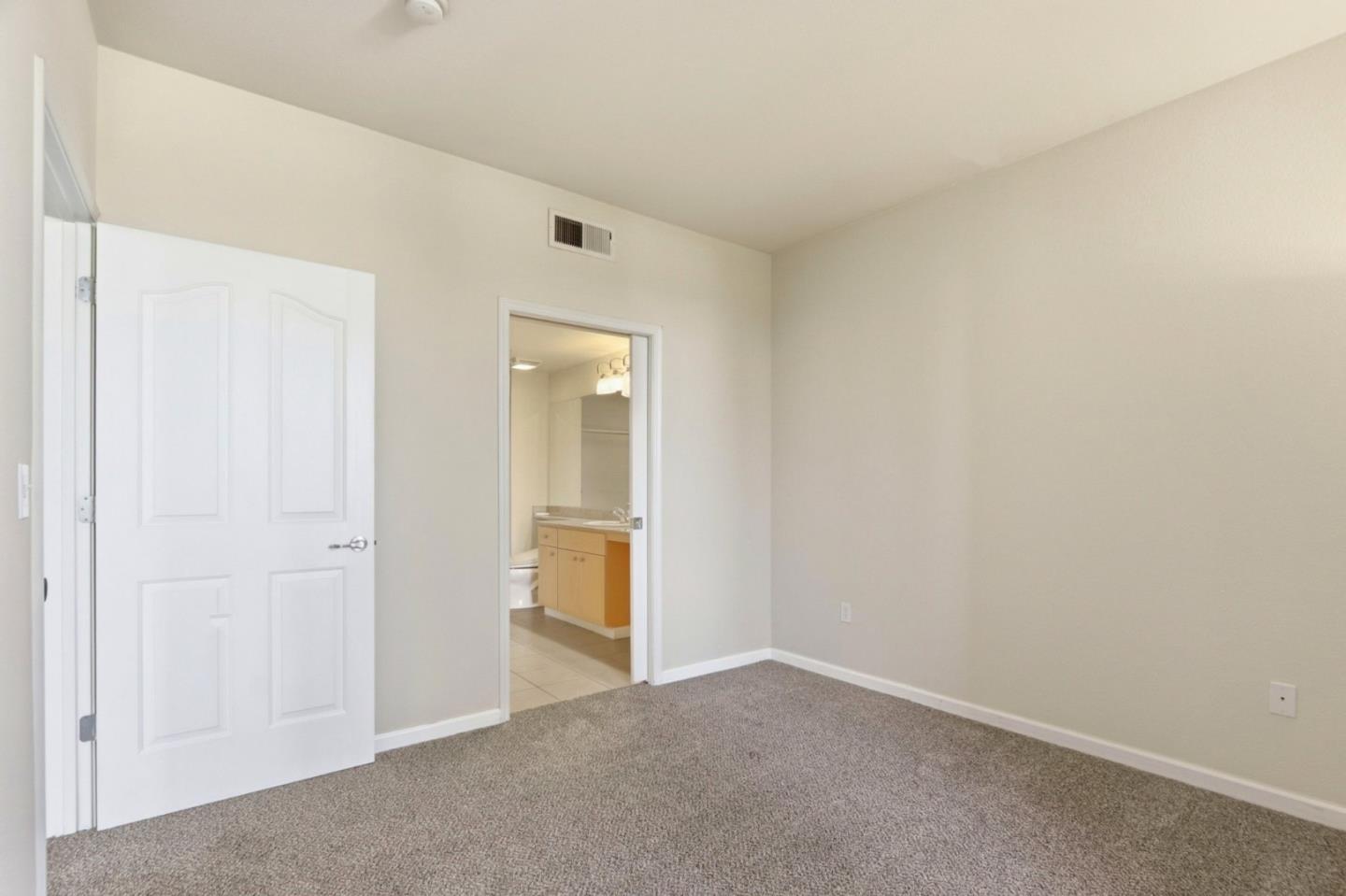 Detail Gallery Image 22 of 32 For 801 S Winchester Blvd #6400,  San Jose,  CA 95128 - 1 Beds | 1 Baths
