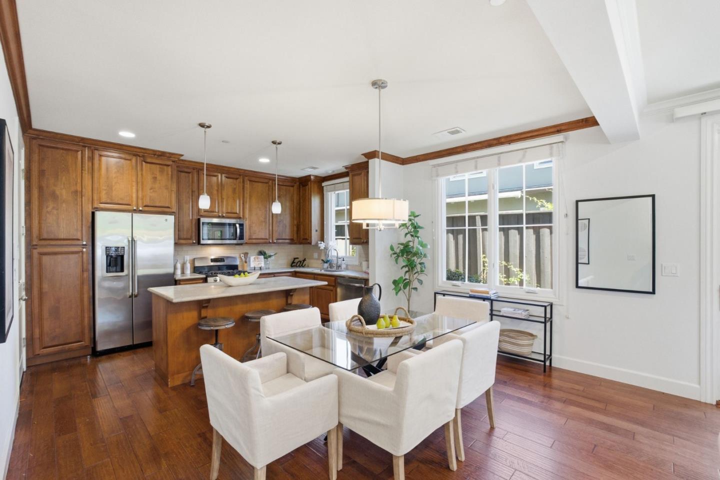 Detail Gallery Image 17 of 55 For 1613 Kentfield, Redwood City,  CA 94061 - 3 Beds | 3/1 Baths