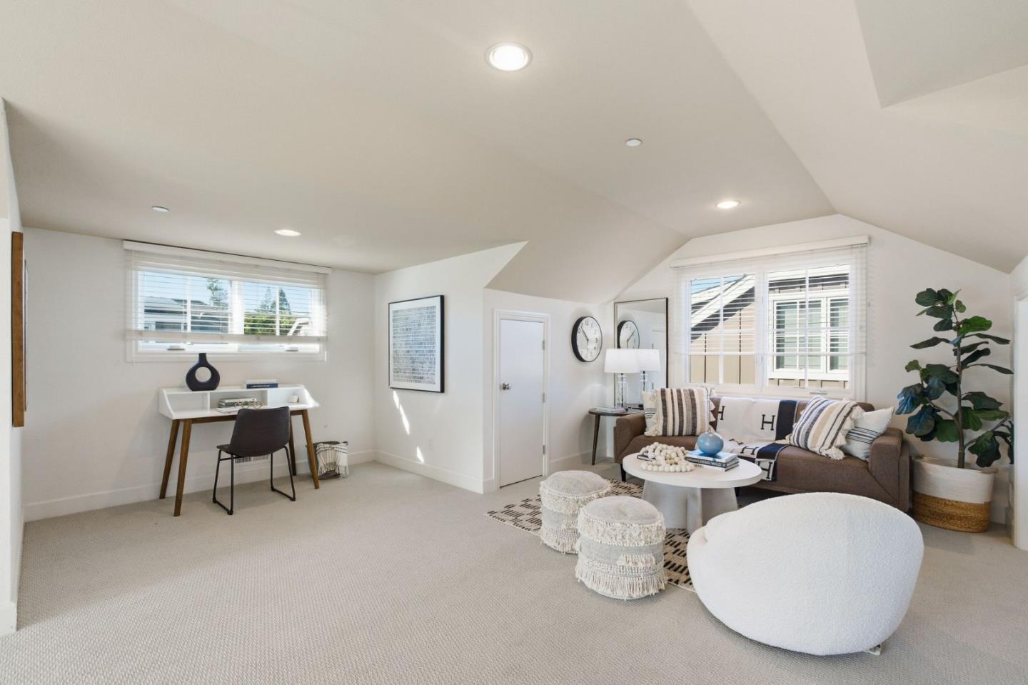 Detail Gallery Image 45 of 55 For 1613 Kentfield, Redwood City,  CA 94061 - 3 Beds | 3/1 Baths