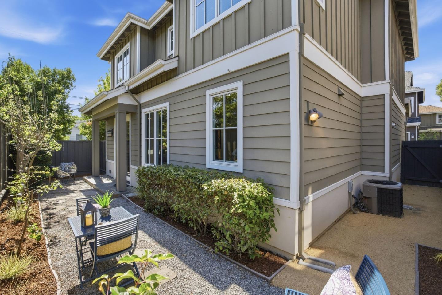 Detail Gallery Image 51 of 55 For 1613 Kentfield, Redwood City,  CA 94061 - 3 Beds | 3/1 Baths