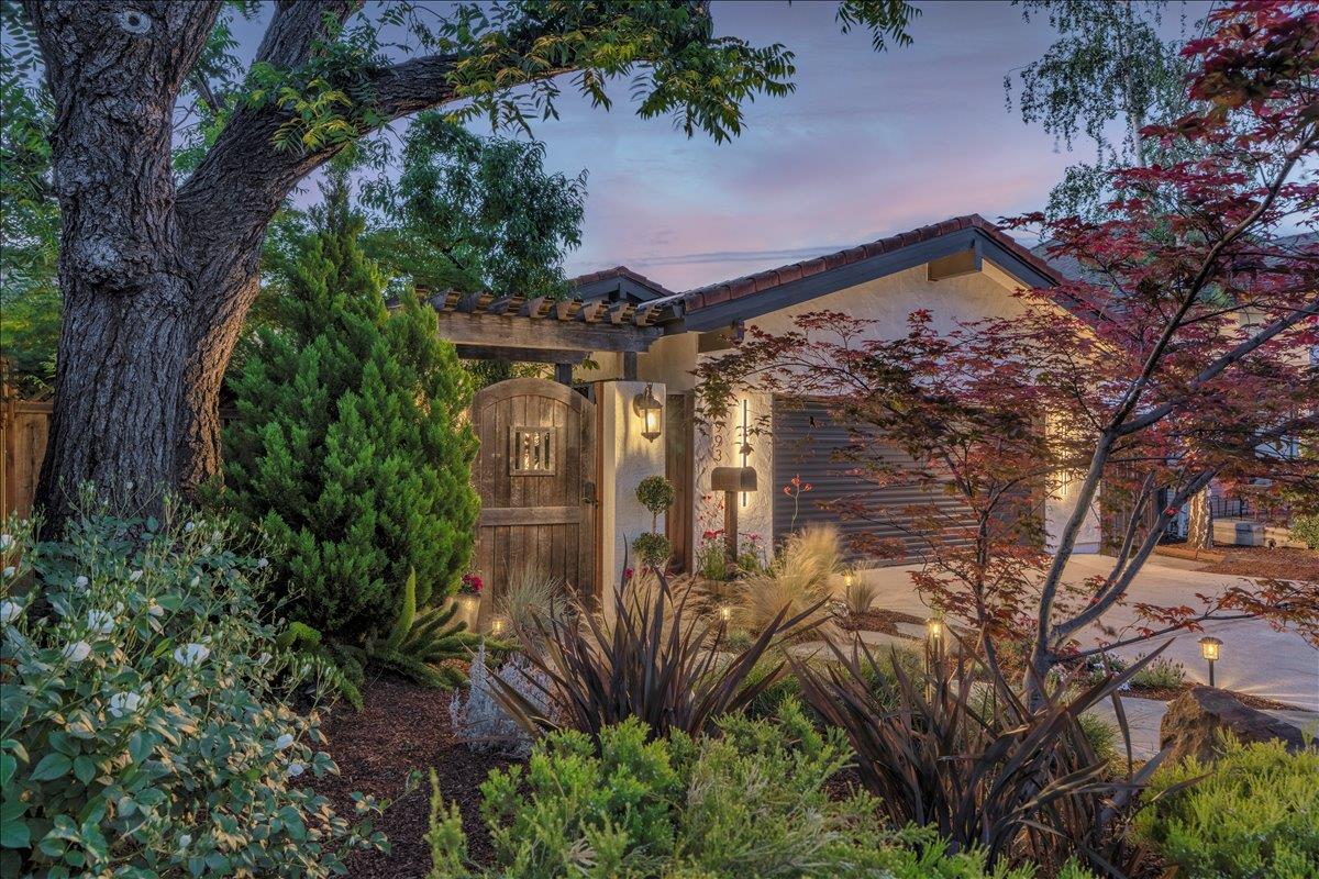 Detail Gallery Image 5 of 61 For 993 Minnesota Ave, San Jose,  CA 95125 - 3 Beds | 2 Baths