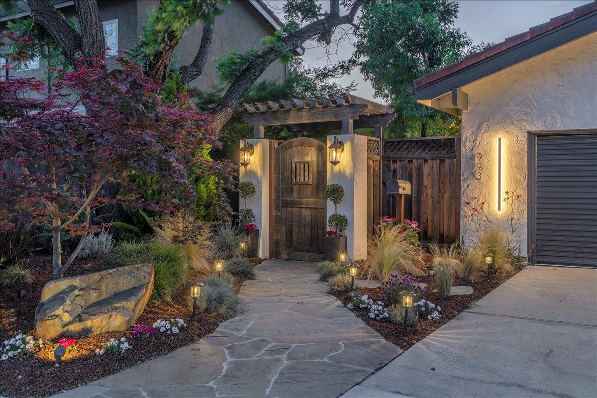 Detail Gallery Image 7 of 61 For 993 Minnesota Ave, San Jose,  CA 95125 - 3 Beds | 2 Baths