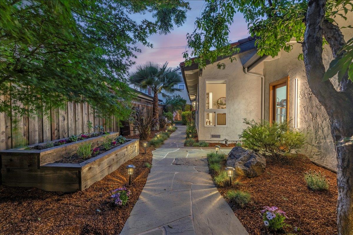 Detail Gallery Image 9 of 61 For 993 Minnesota Ave, San Jose,  CA 95125 - 3 Beds | 2 Baths