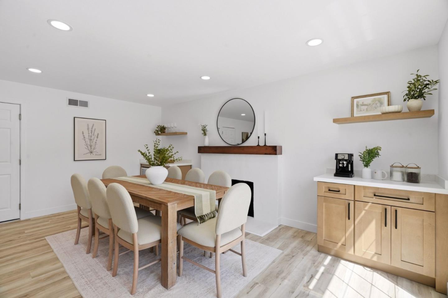 Detail Gallery Image 22 of 49 For 490 Suisse Dr, San Jose,  CA 95123 - 4 Beds | 2 Baths