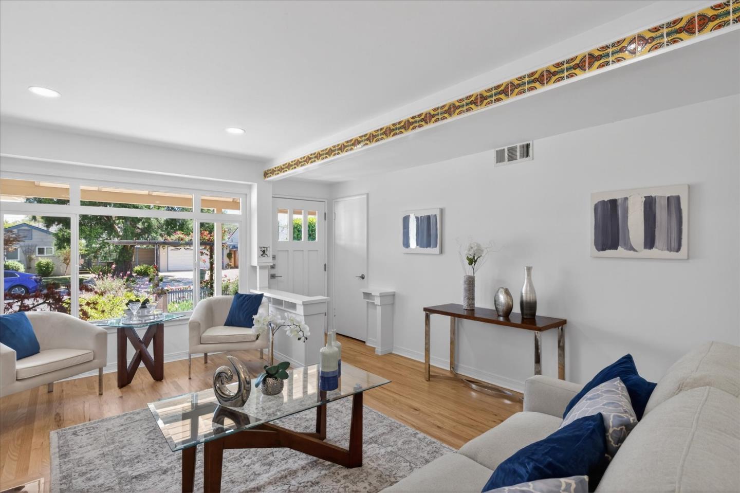 Detail Gallery Image 5 of 29 For 1660 Long St, Santa Clara,  CA 95050 - 2 Beds | 1/1 Baths