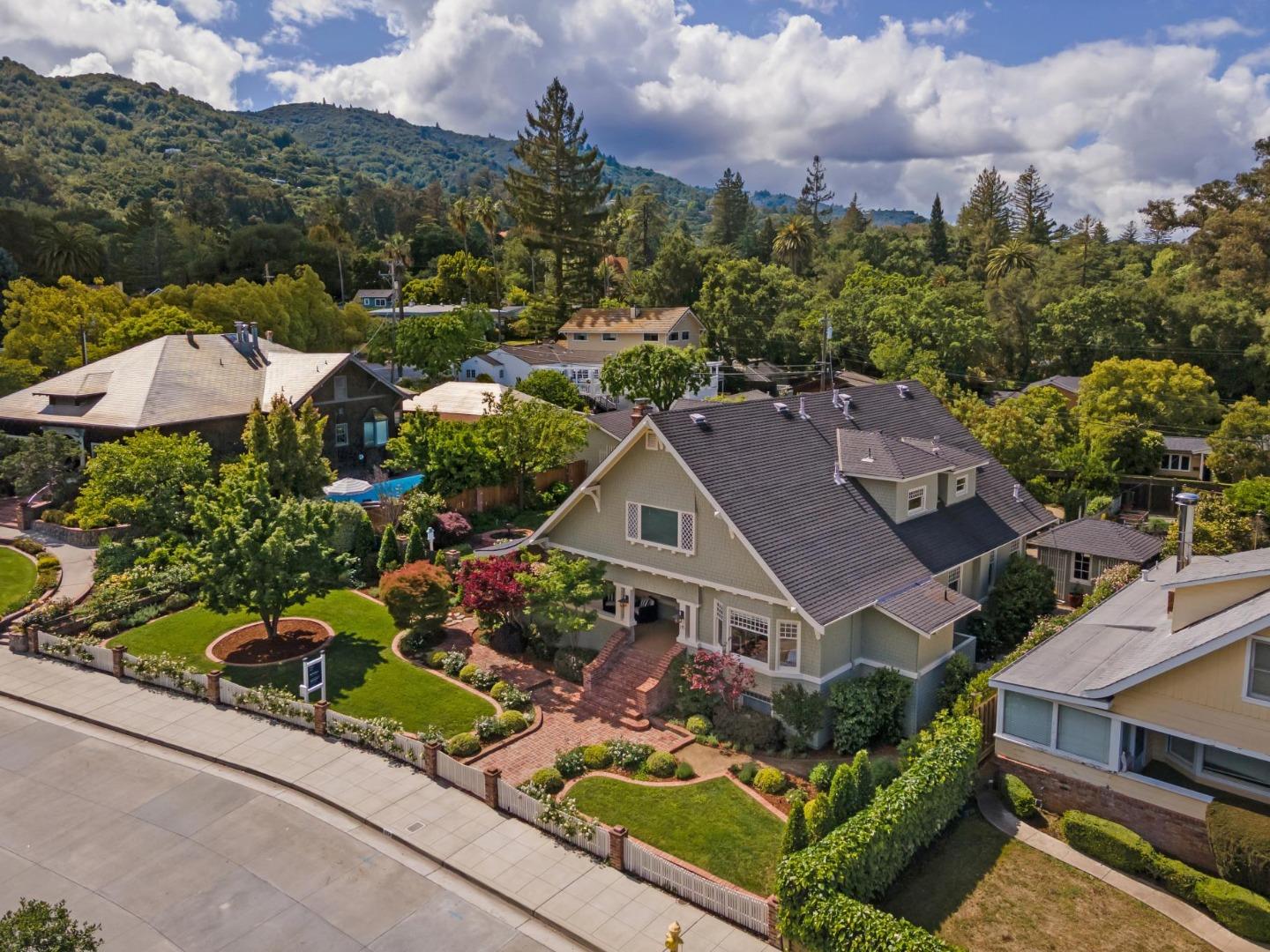 Detail Gallery Image 4 of 88 For 115 Glenridge Ave, Los Gatos,  CA 95030 - 6 Beds | 4 Baths