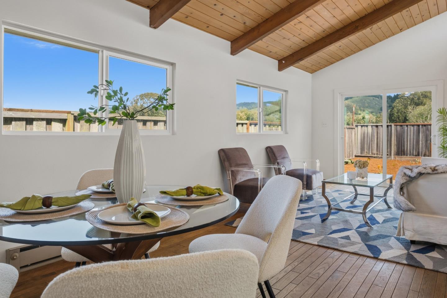 Detail Gallery Image 17 of 38 For 1017 Golden Gate Ave, Half Moon Bay,  CA 94019 - 3 Beds | 2 Baths