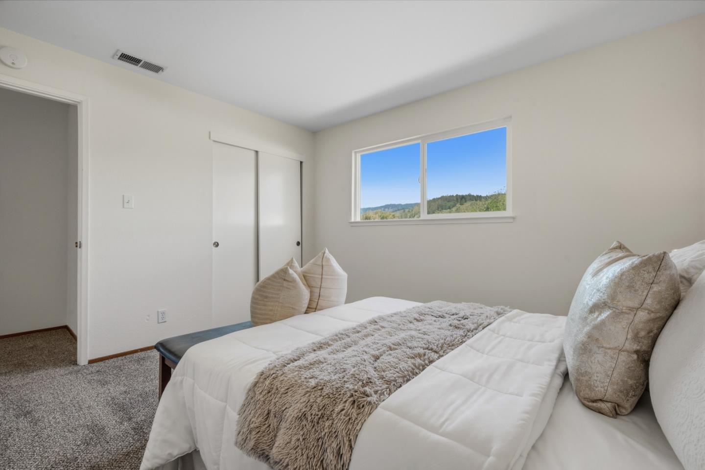 Detail Gallery Image 30 of 38 For 1017 Golden Gate Ave, Half Moon Bay,  CA 94019 - 3 Beds | 2 Baths