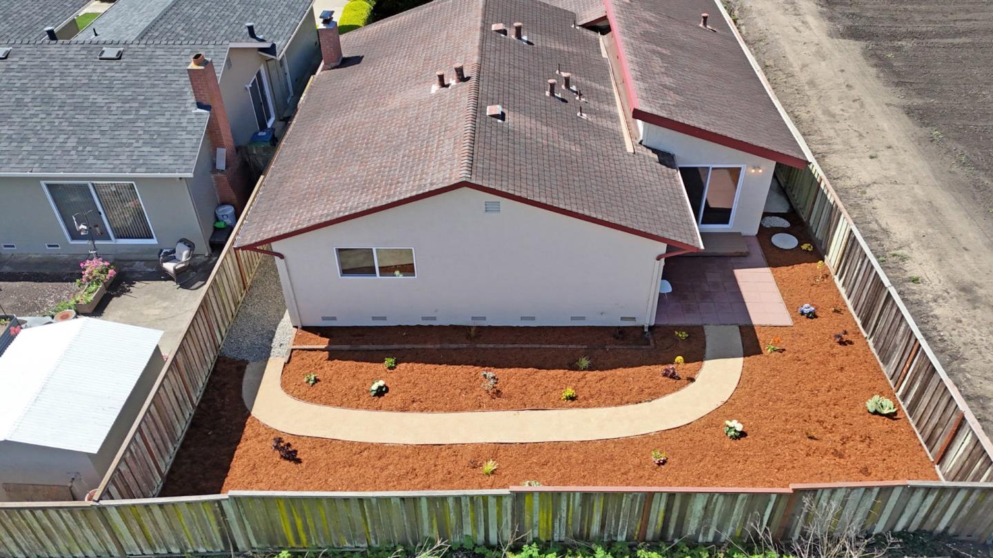 Detail Gallery Image 34 of 38 For 1017 Golden Gate Ave, Half Moon Bay,  CA 94019 - 3 Beds | 2 Baths