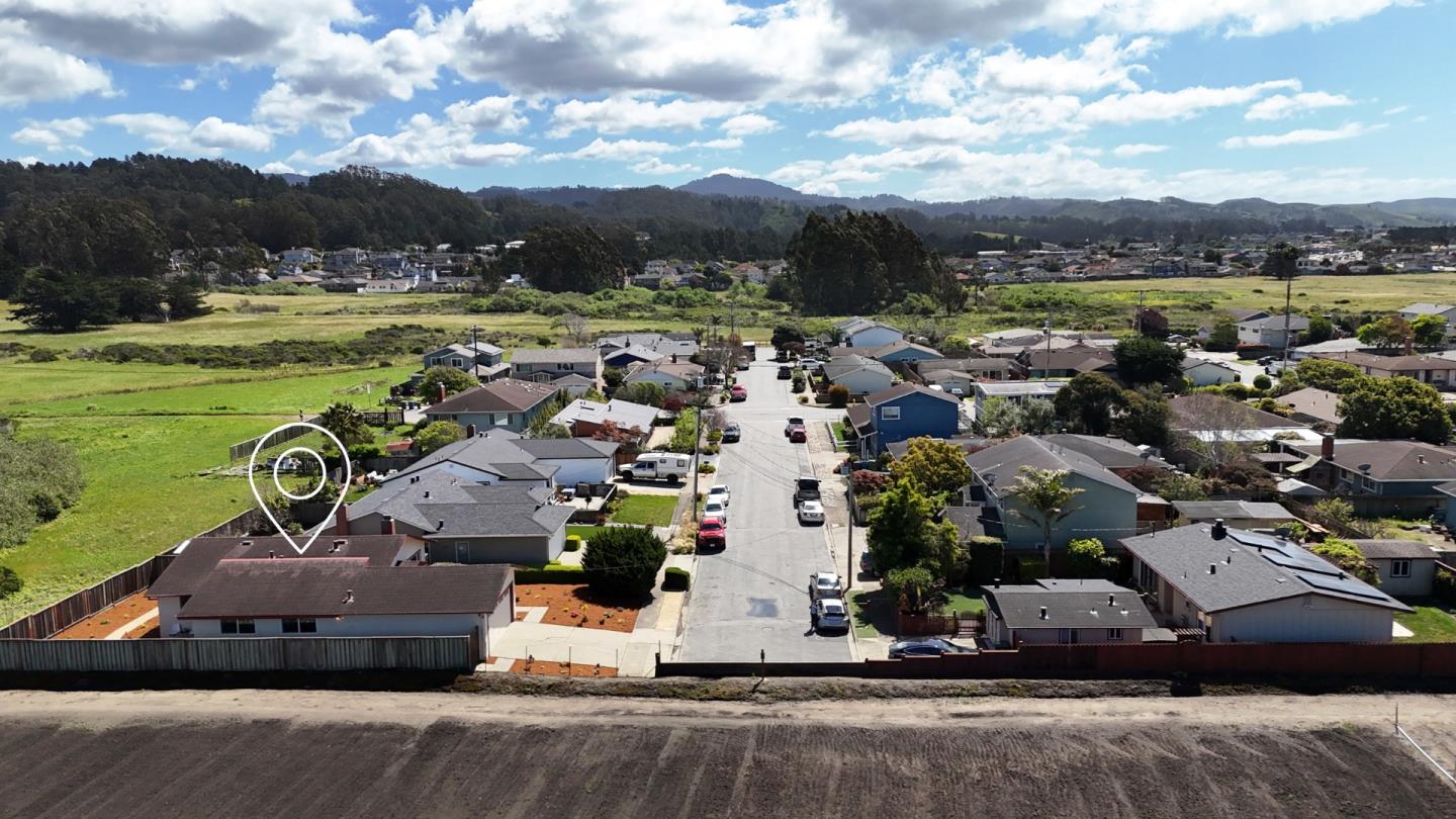 Detail Gallery Image 37 of 38 For 1017 Golden Gate Ave, Half Moon Bay,  CA 94019 - 3 Beds | 2 Baths
