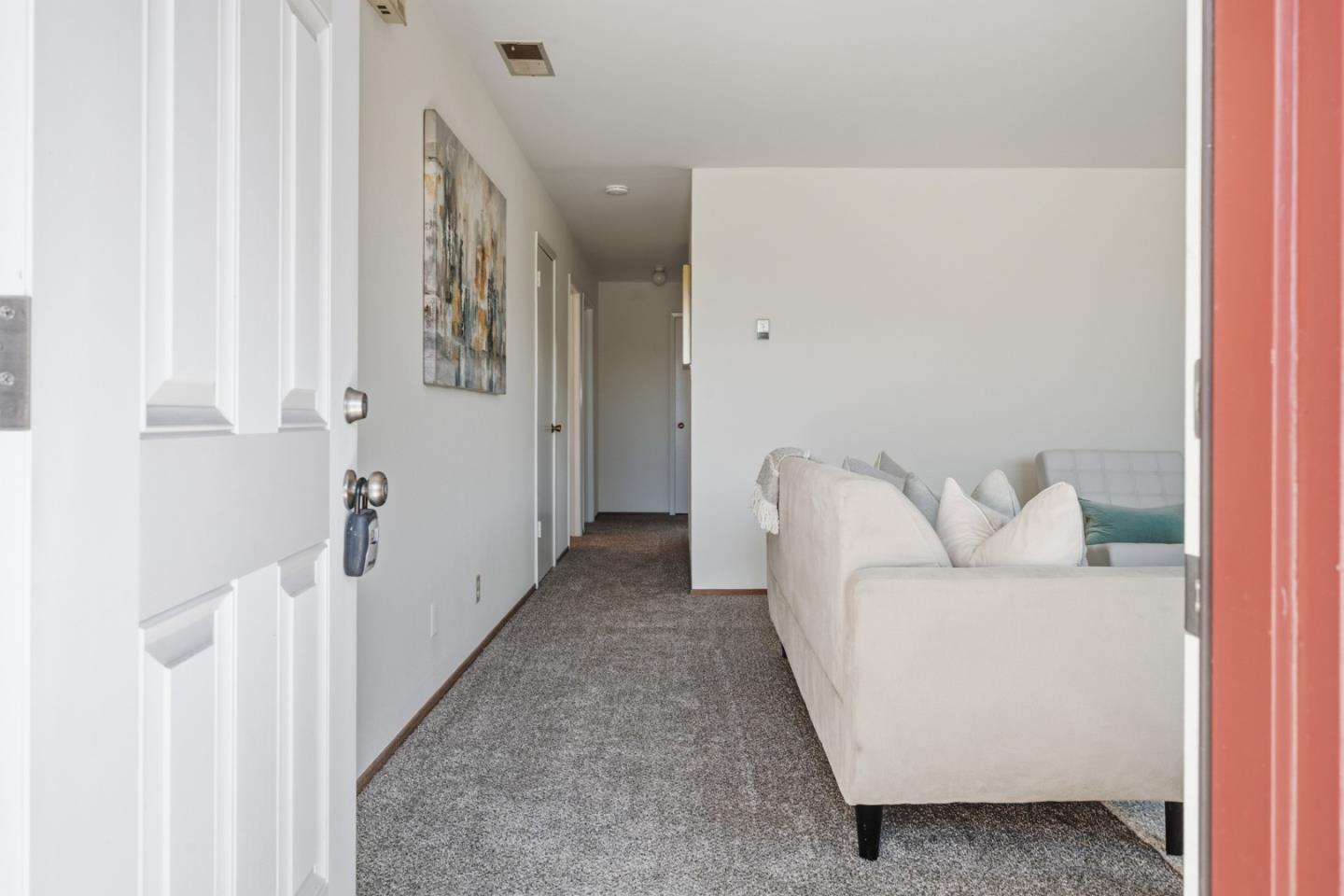 Detail Gallery Image 5 of 38 For 1017 Golden Gate Ave, Half Moon Bay,  CA 94019 - 3 Beds | 2 Baths