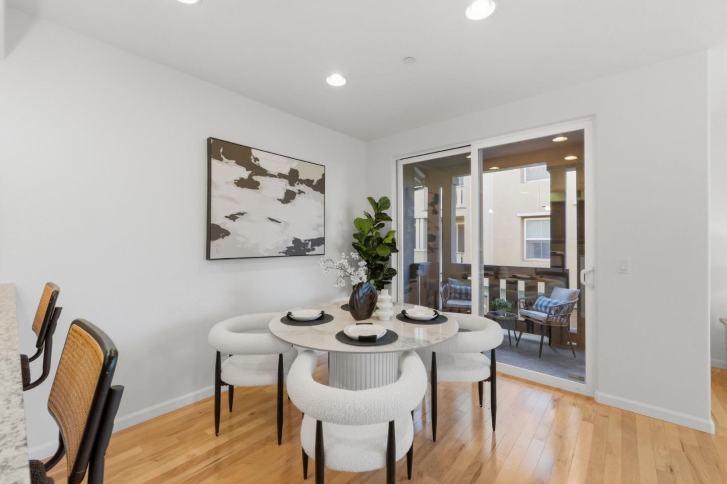 Detail Gallery Image 15 of 73 For 741 Modern Ice Dr, San Jose,  CA 95112 - 3 Beds | 2/1 Baths