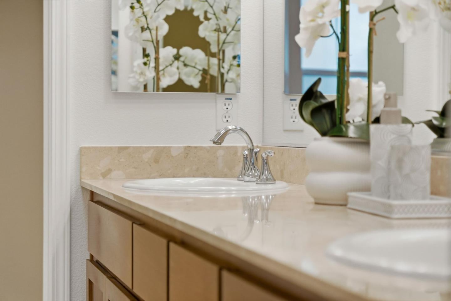 Detail Gallery Image 32 of 73 For 741 Modern Ice Dr, San Jose,  CA 95112 - 3 Beds | 2/1 Baths